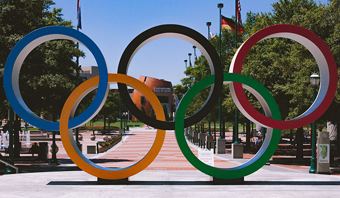 Los cinco anillos olímpicos representan los cinco continentes