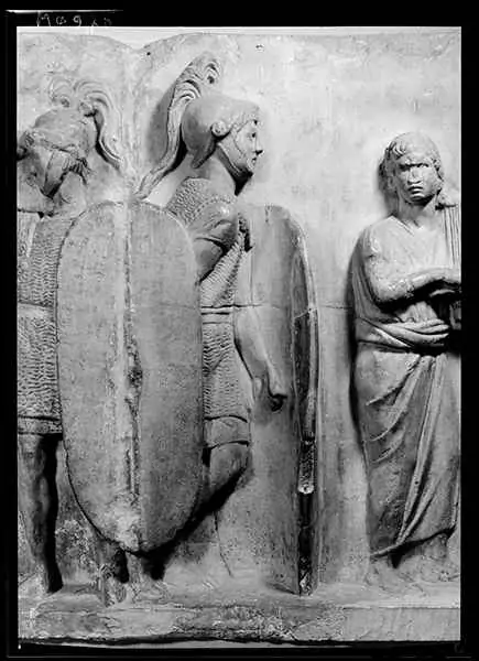 Relieve que representa a soldados republicanos romanos, siglo II a. C. Fuente: Louvre, París