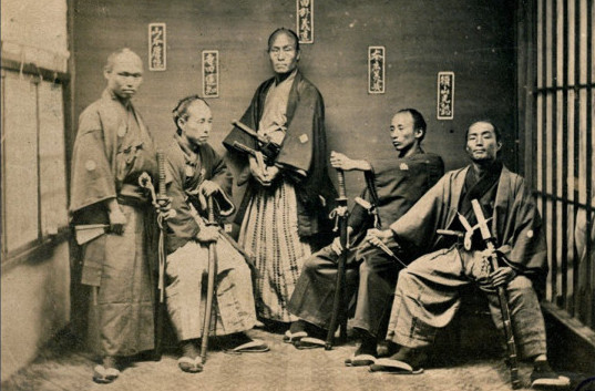 15-datos-interesantes-sobre-los-samurais01.jpg